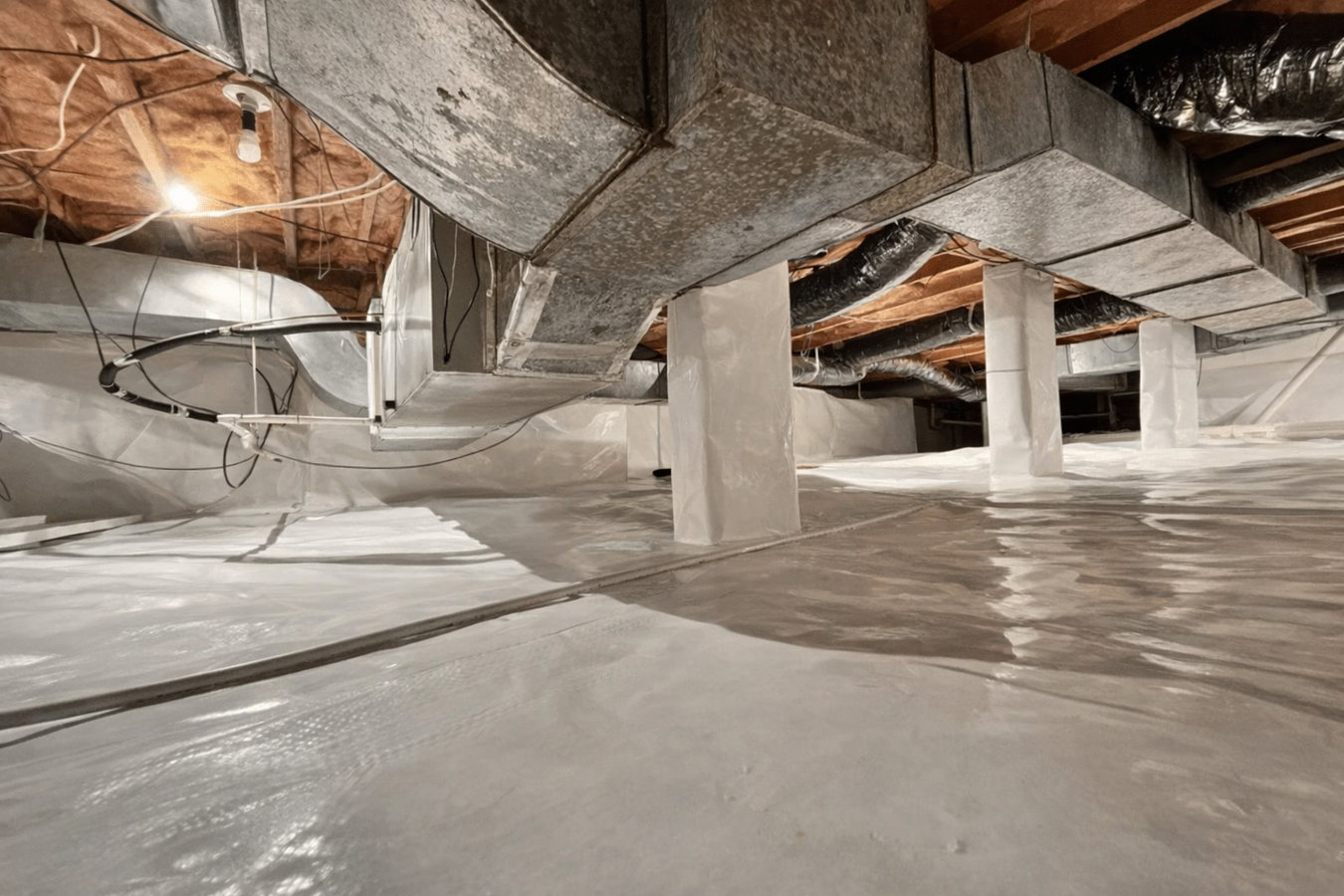 Crawl space vapor barrier in Minot, ND